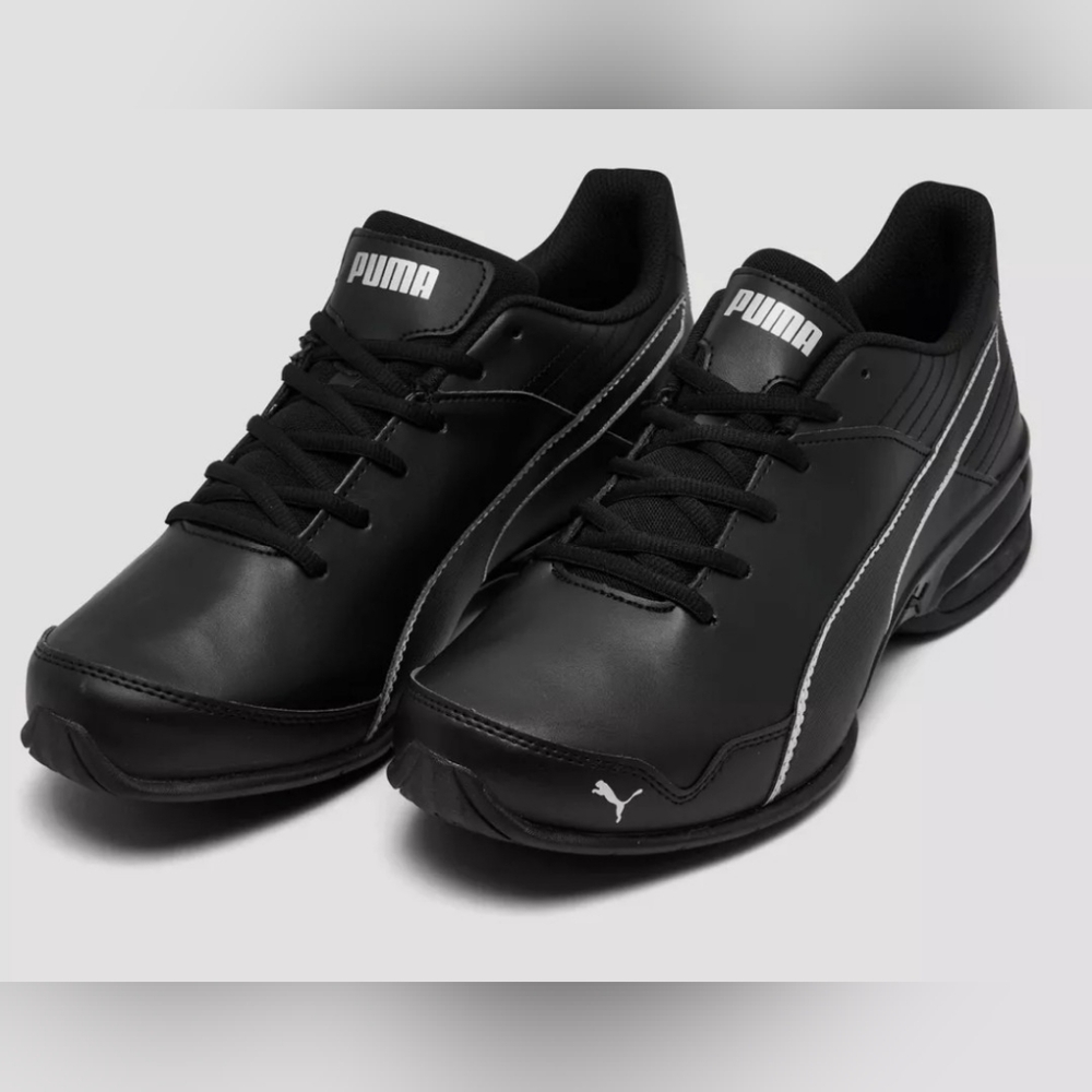 MENS new Puma sneakers size 12 US Size